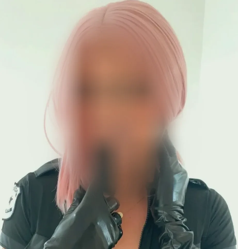 Lena, 35
