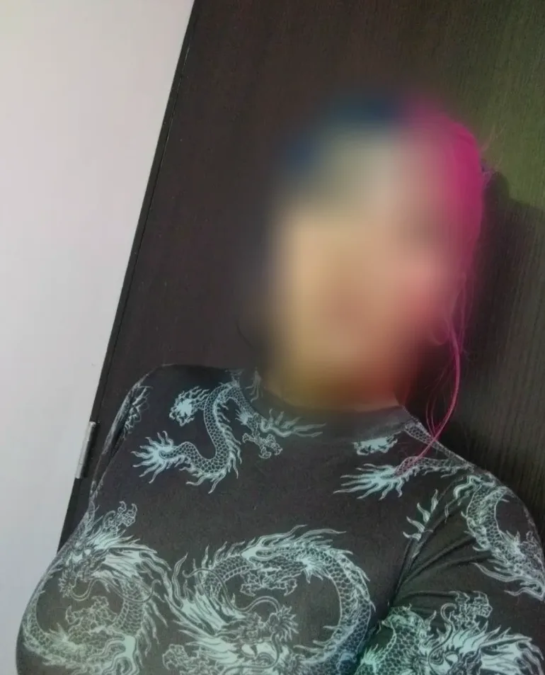 Marie, 32