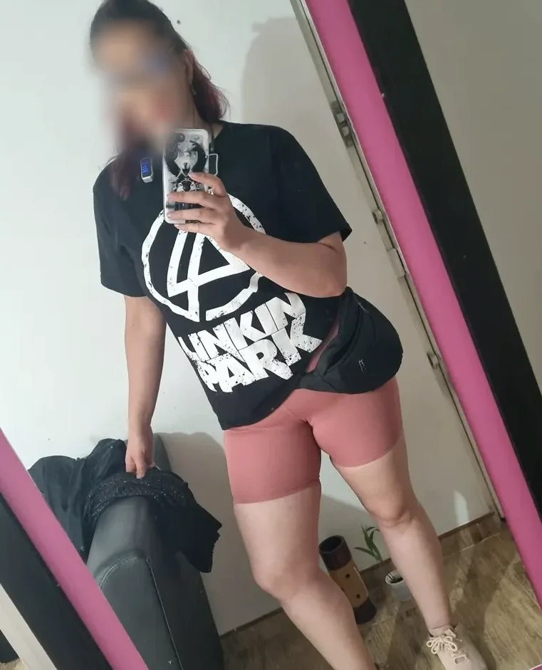 Marlene, 39